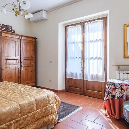 فيلة The Estate 1760 - In كورتونا